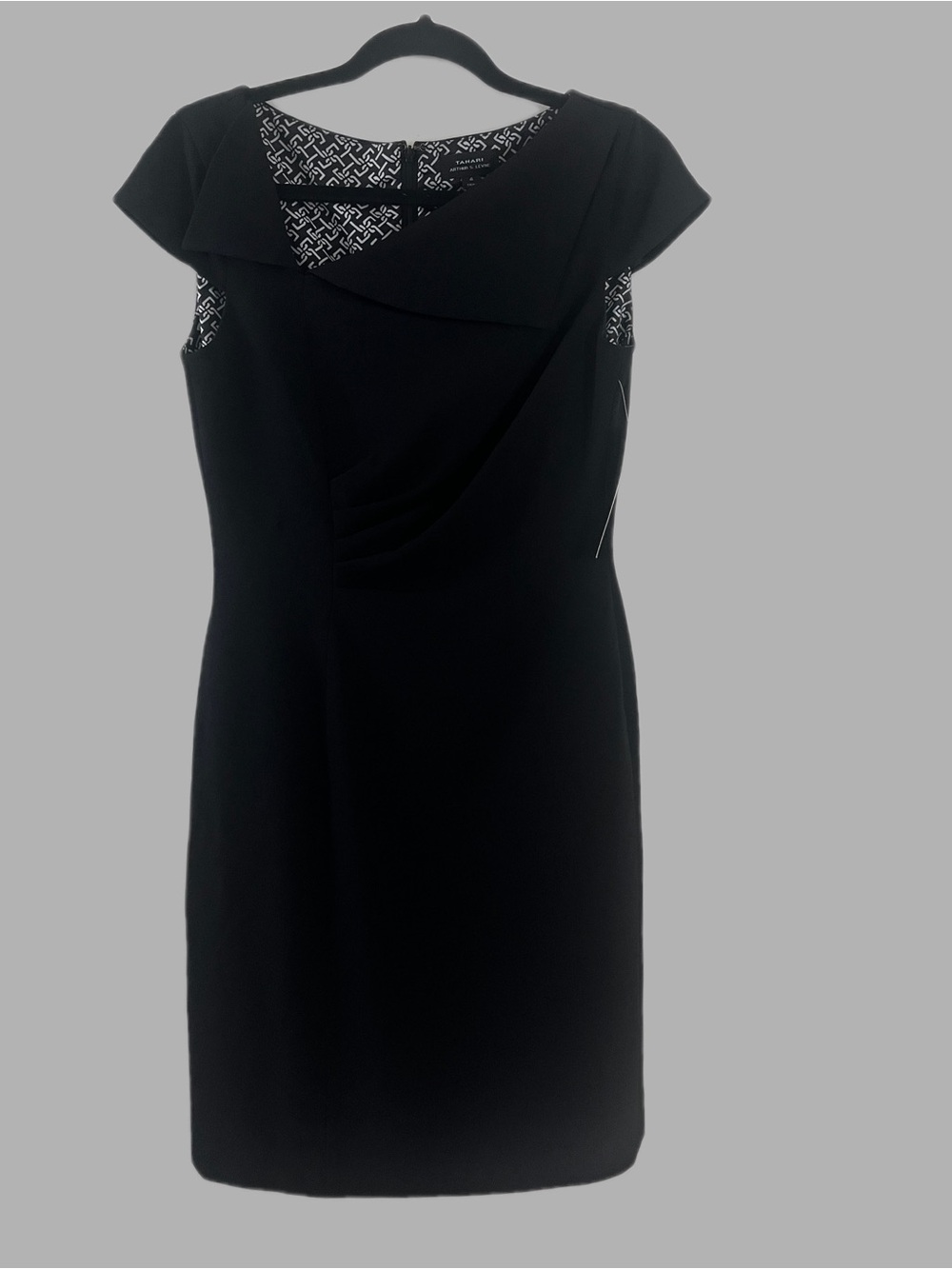 Tahari ASL NWT Black Cap-Sleeve Sheath Dress with Patterned Lining